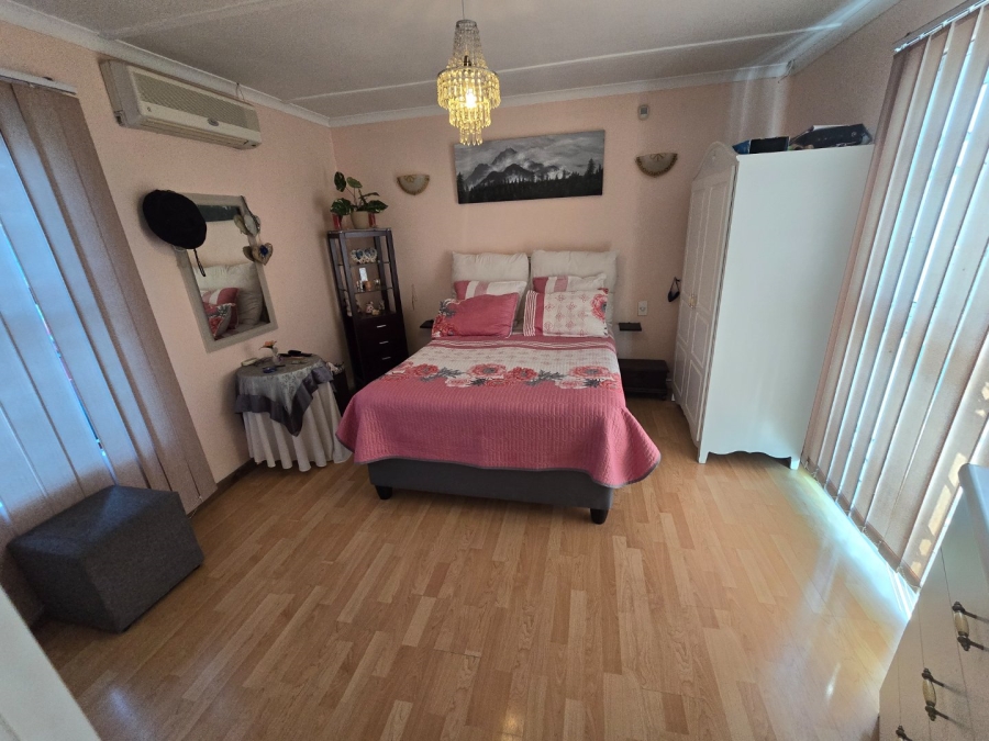 3 Bedroom Property for Sale in Colorado Park Western Cape